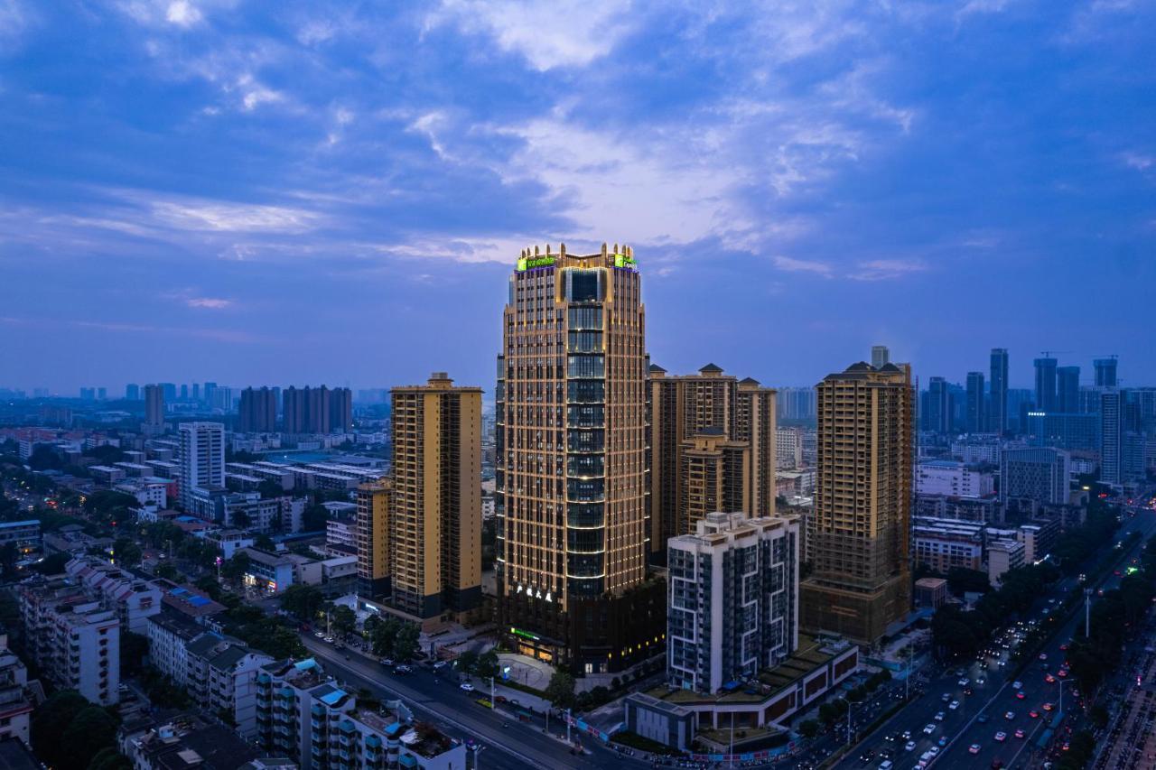 Holiday Inn Express Nanning Jiangnan By Ihg Exterior foto